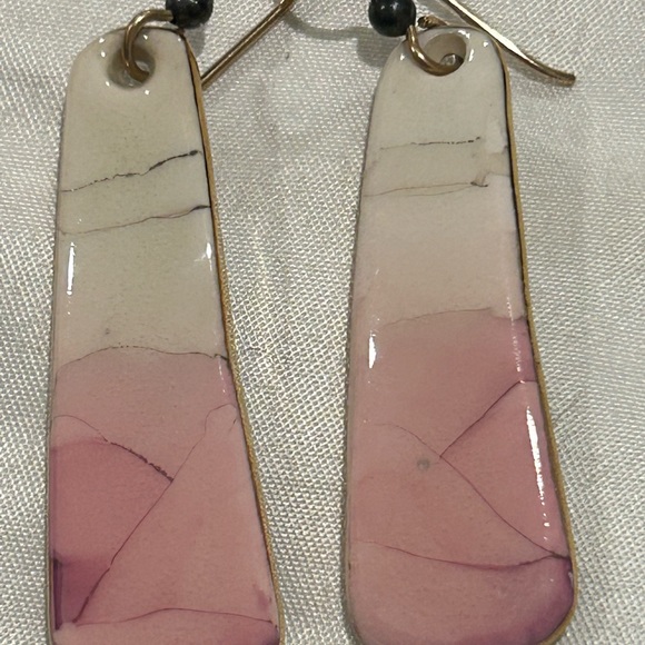 Pink Triple Tone- Hand made Ceramic Dangle 22k gold / platinum Earring🌸 - Picture 3 of 16
